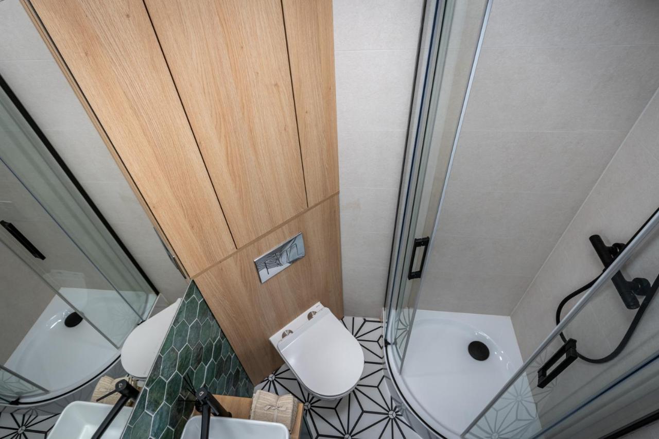 Smart Apartments - Old Town & Main Train Station - By Upstairs Krakow Exterior photo